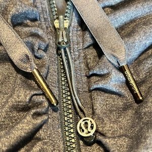 Lululemon reversible gray jacket